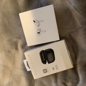 Apple AirPod Pro With Case